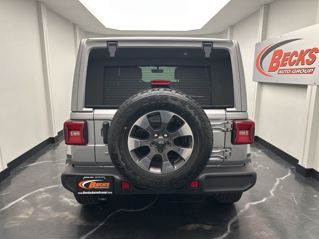 Used 2018 Jeep Wrangler Unlimited Sahara image 25