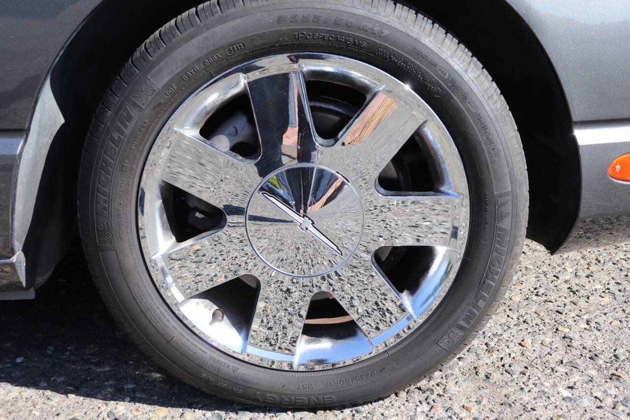 Used 2003 Ford Thunderbird image 41