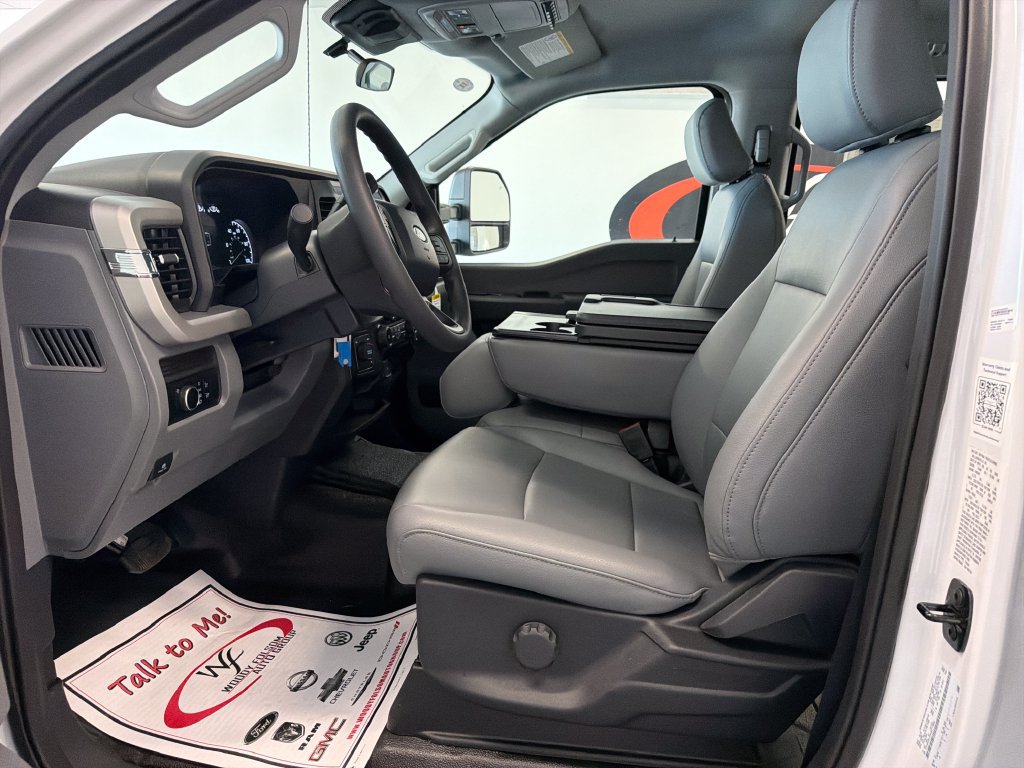 New 2027 Ford F550 4x4 Crew Cab image 11