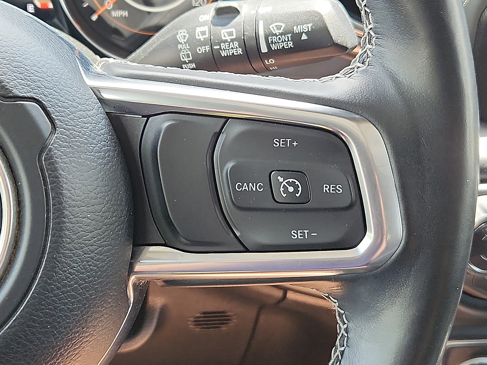 Used 2022 Jeep Wrangler Unlimited Sahara w/ Cold Weather Group AWD/4WD image 21