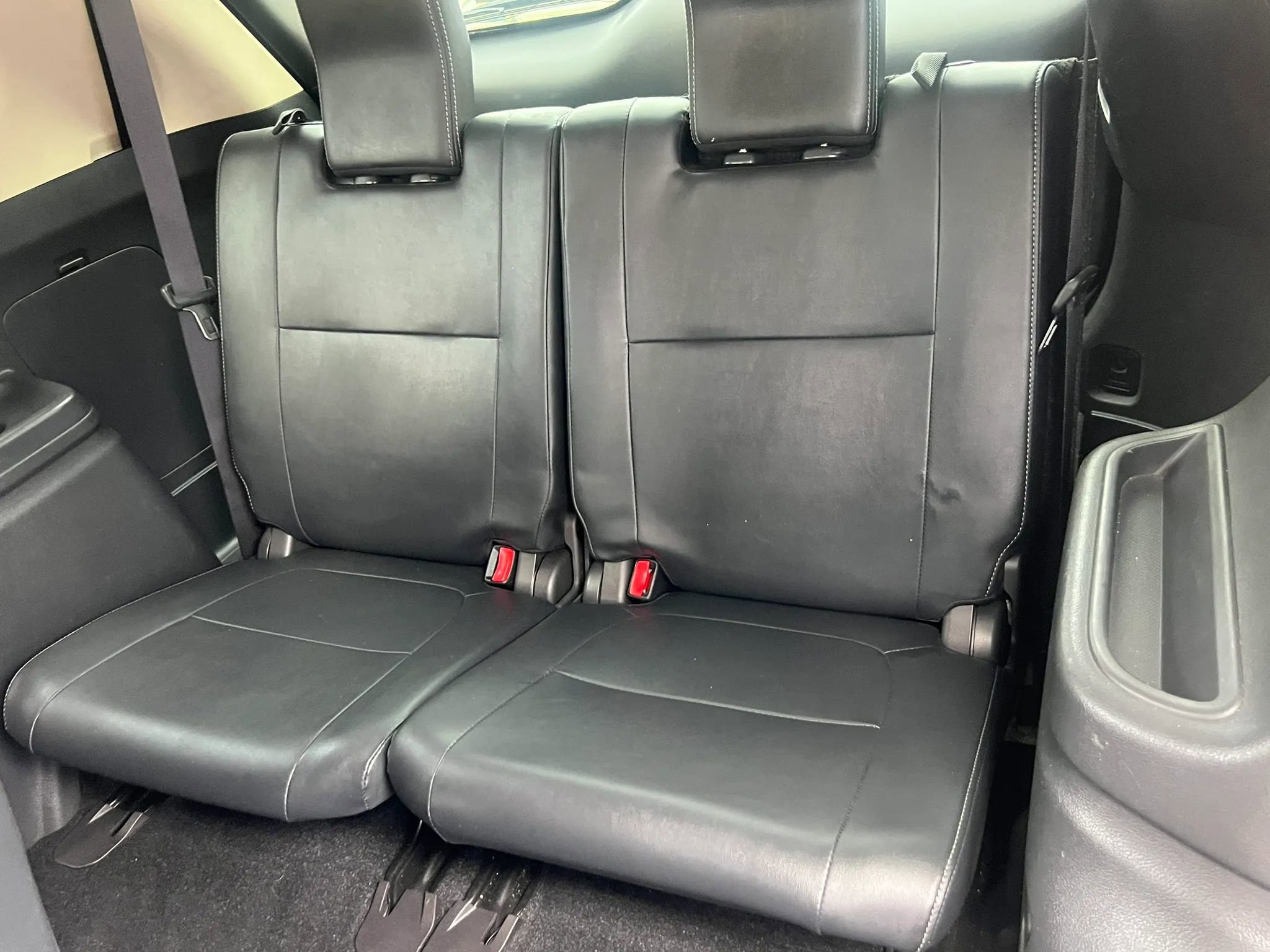 Used 2019 Mitsubishi Outlander SEL image 28