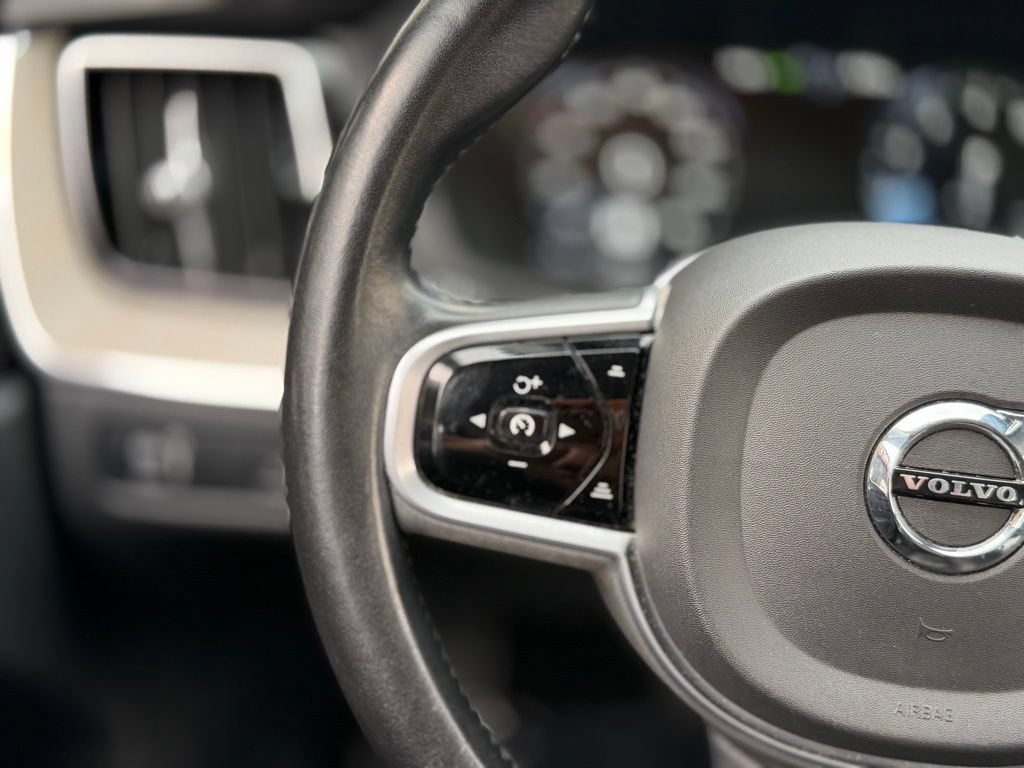Used 2020 Volvo XC60 T6 Inscription AWD/4WD image 46
