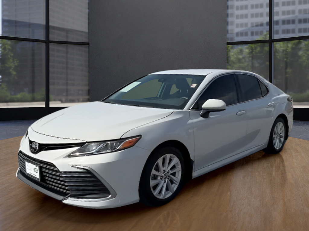 Used 2024 Toyota Camry LE FWD image 1