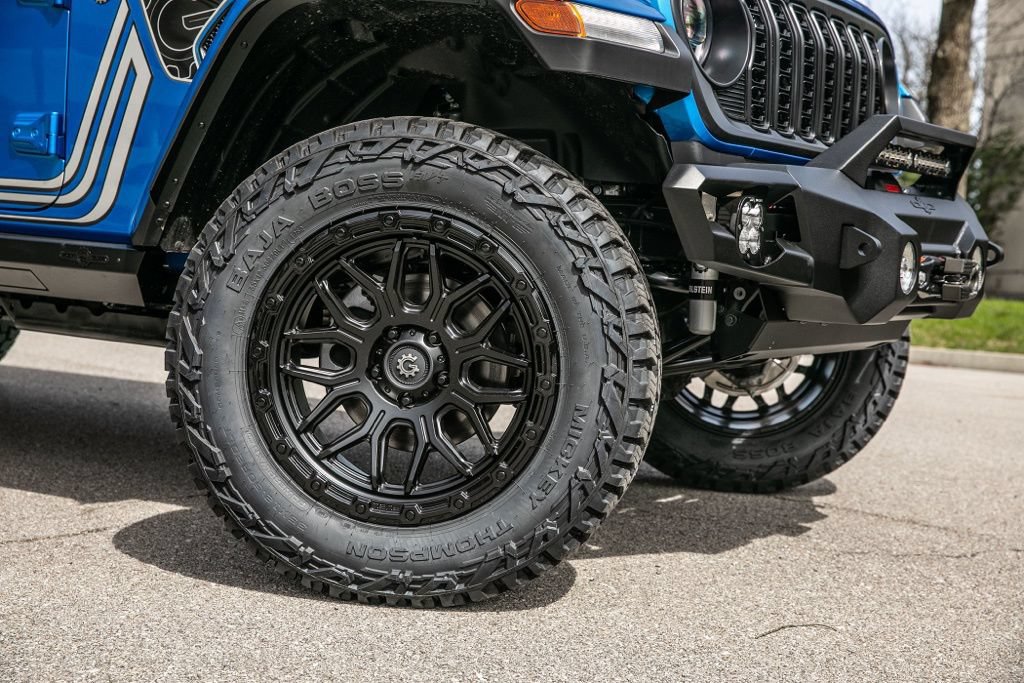 New 2026 Jeep Gladiator Rubicon w/ Safety Group AWD/4WD image 37