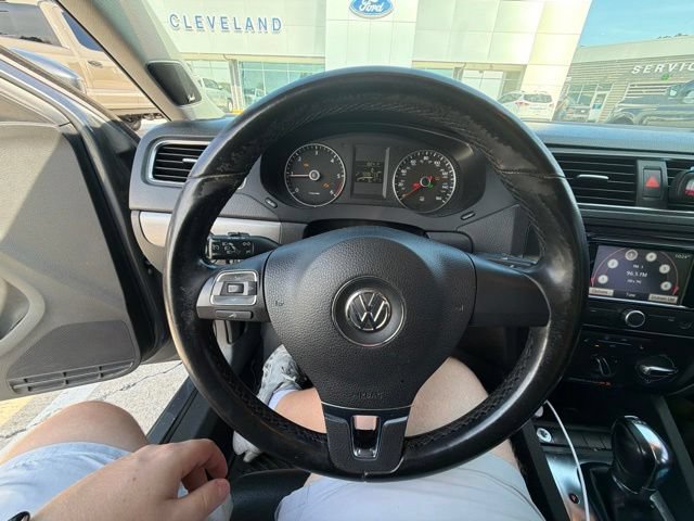 Used 2013 Volkswagen Jetta TDI FWD image 11