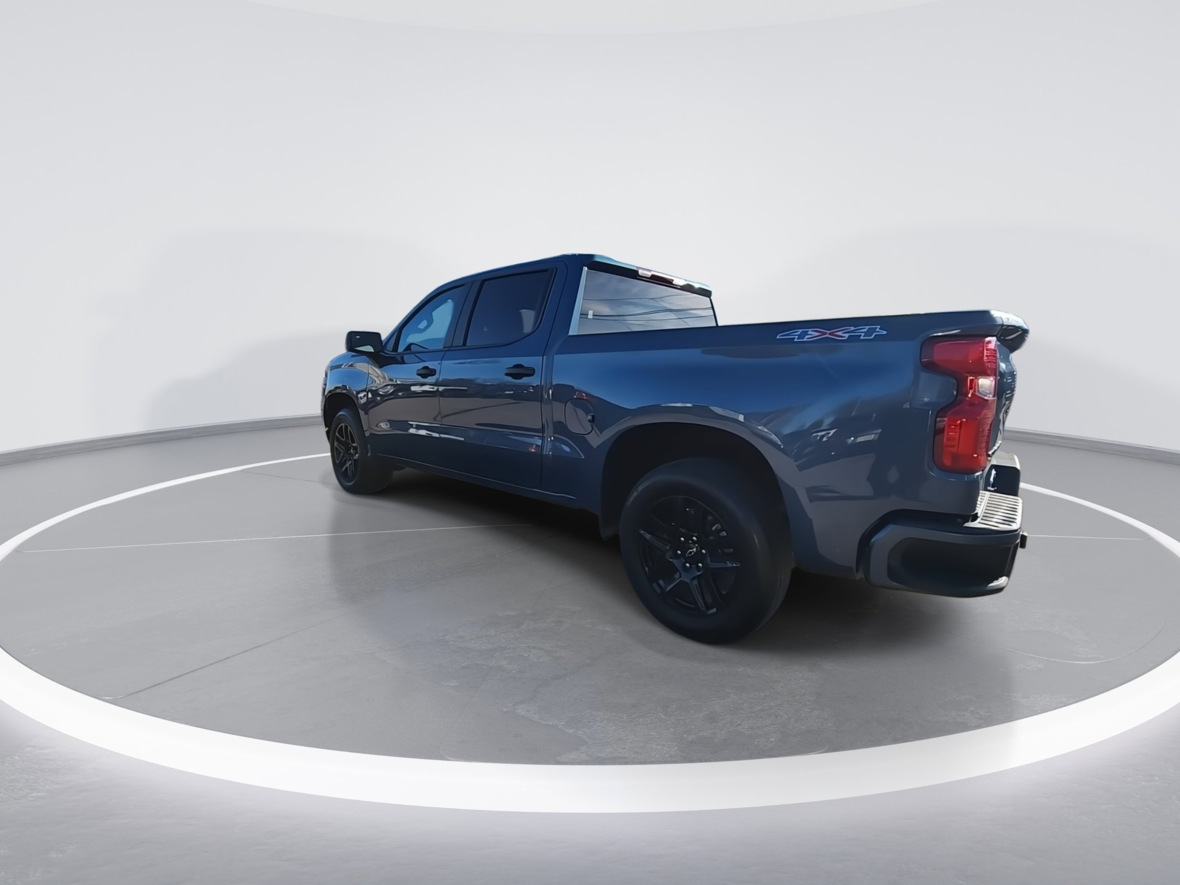 Used 2024 Chevrolet Silverado 1500 Custom w/ LPO, Dark Essentials Package image 6