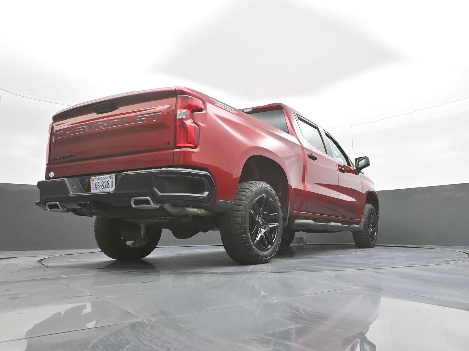 Used 2024 Chevrolet Silverado 1500 LT Trail Boss w/ LPO, Dark Essentials Package AWD/4WD image 38
