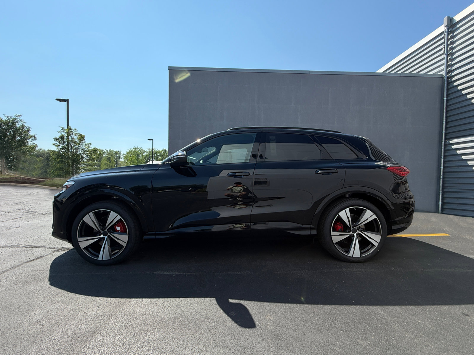 New 2026 Audi SQ5 Premium Plus AWD/4WD image 2
