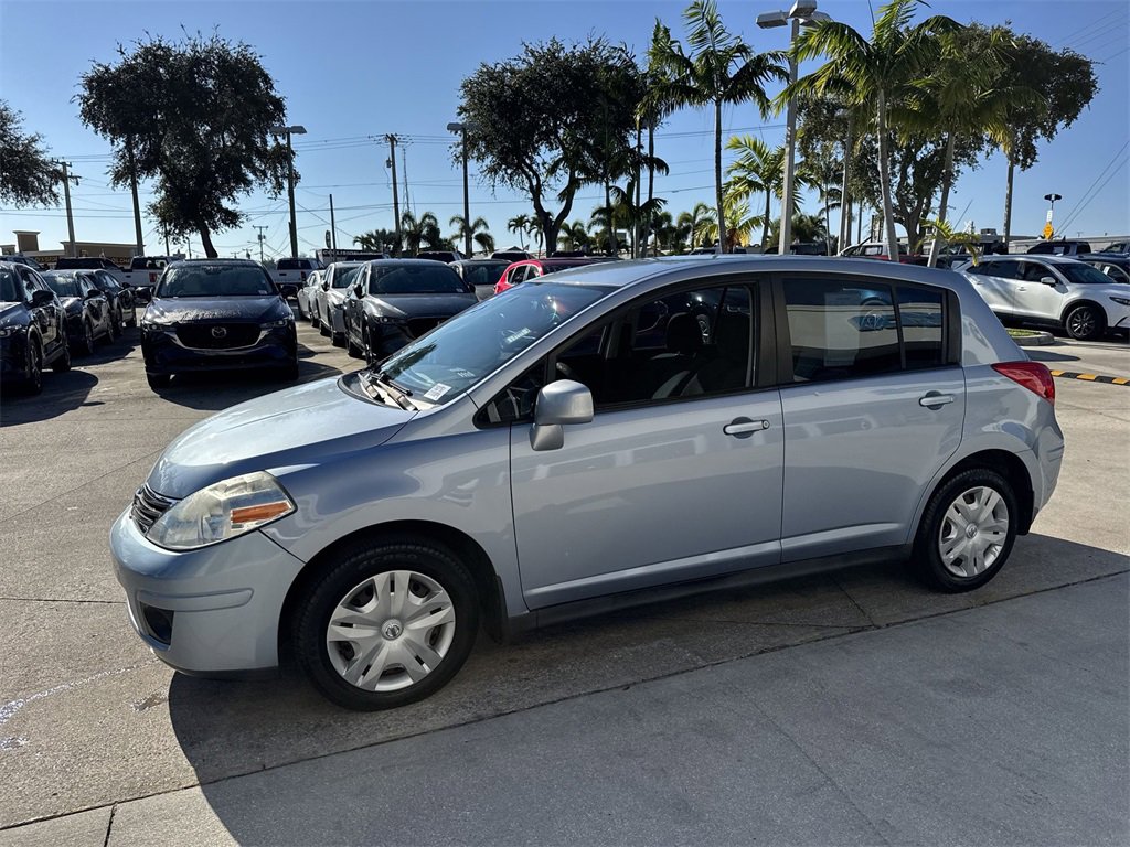 Used 2011 Nissan Versa 1.8 S w/ Plus Pkg image 11
