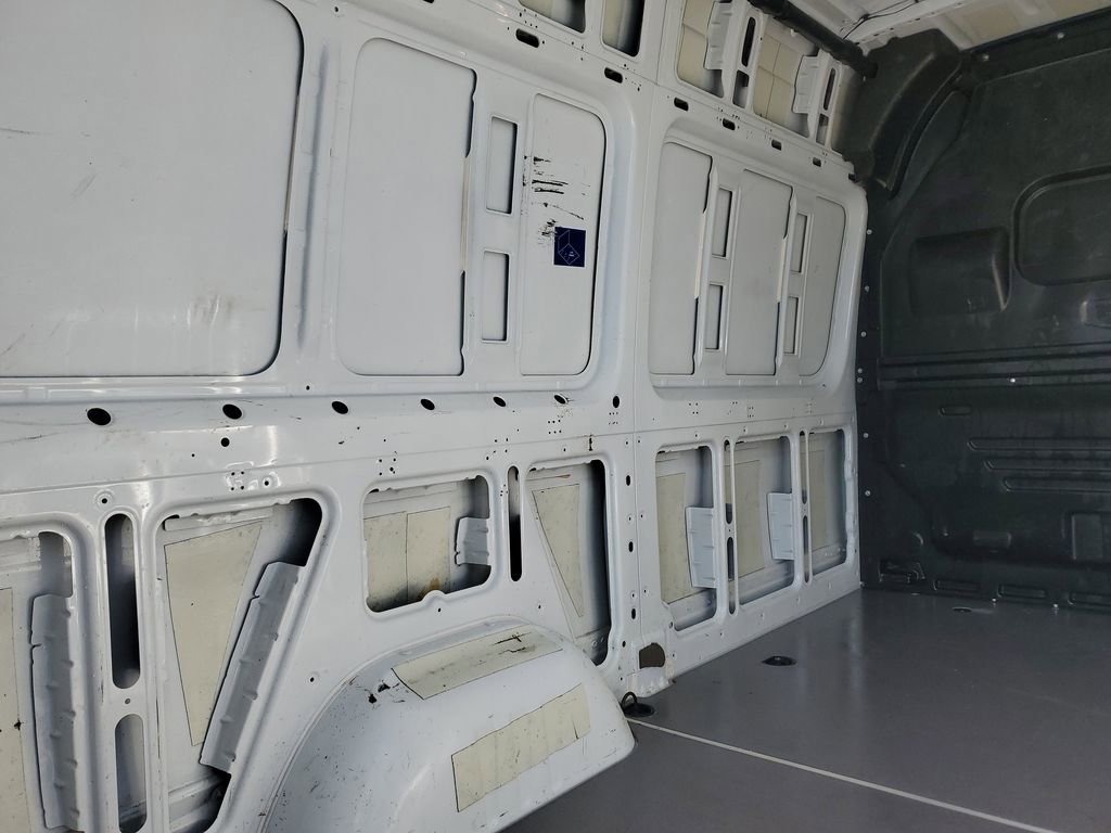 Used 2023 Mercedes-Benz Sprinter 2500 image 15
