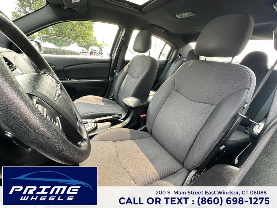 Used 2013 Chrysler 200 LX FWD image 11