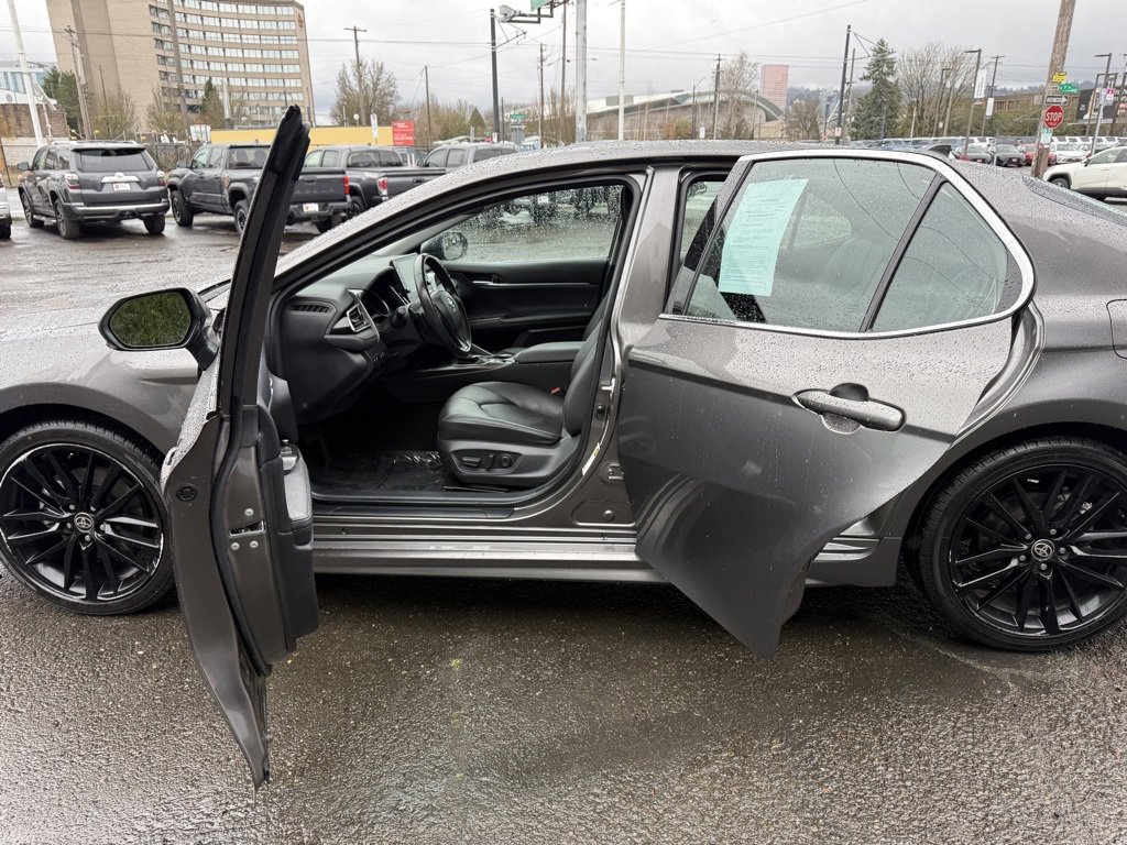Used 2023 Toyota Camry XSE image 16
