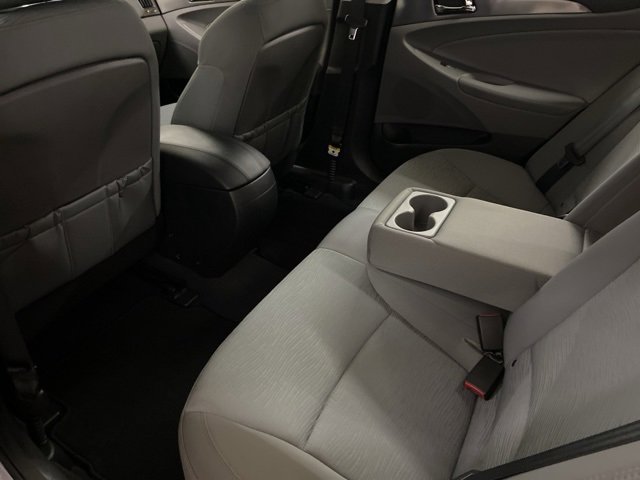 Used 2014 Hyundai Sonata Hybrid image 17
