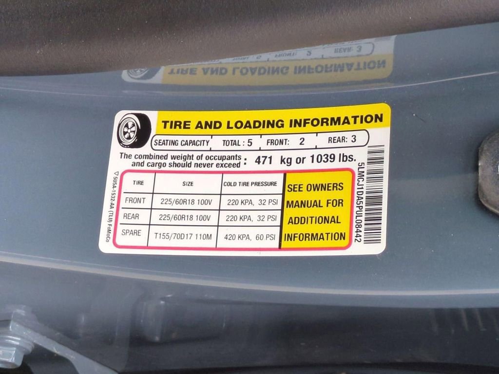 Used 2023 Lincoln Corsair AWD w/ Equipment Group 101A image 34