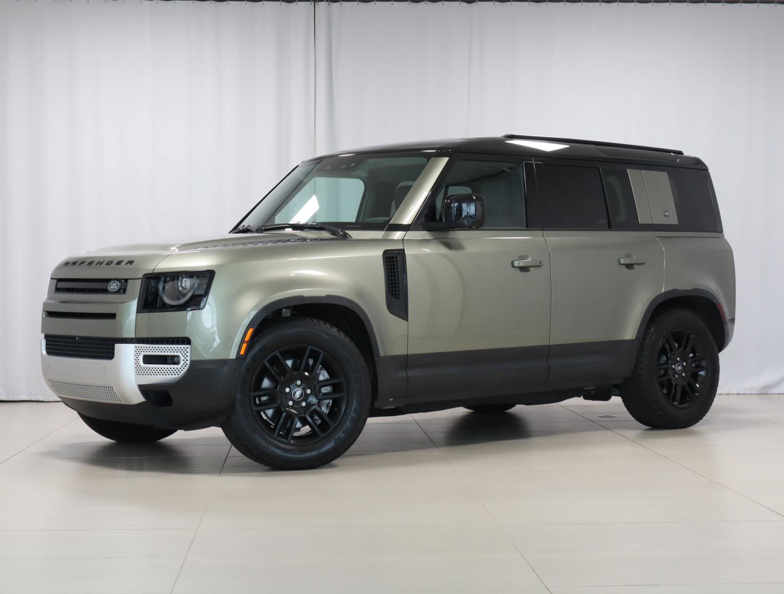 Used 2023 Land Rover Defender 110 SE