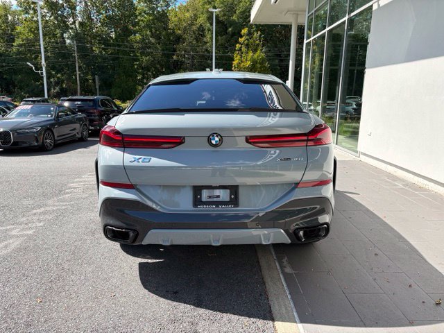 New 2027 BMW X6 xDrive40i w/ Climate Comfort Package AWD/4WD image 8
