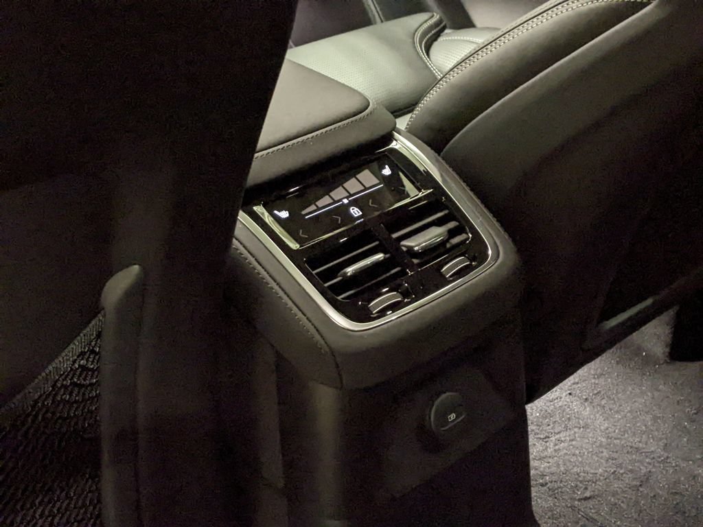 New 2026 Volvo XC90 T8 Ultra AWD/4WD image 24