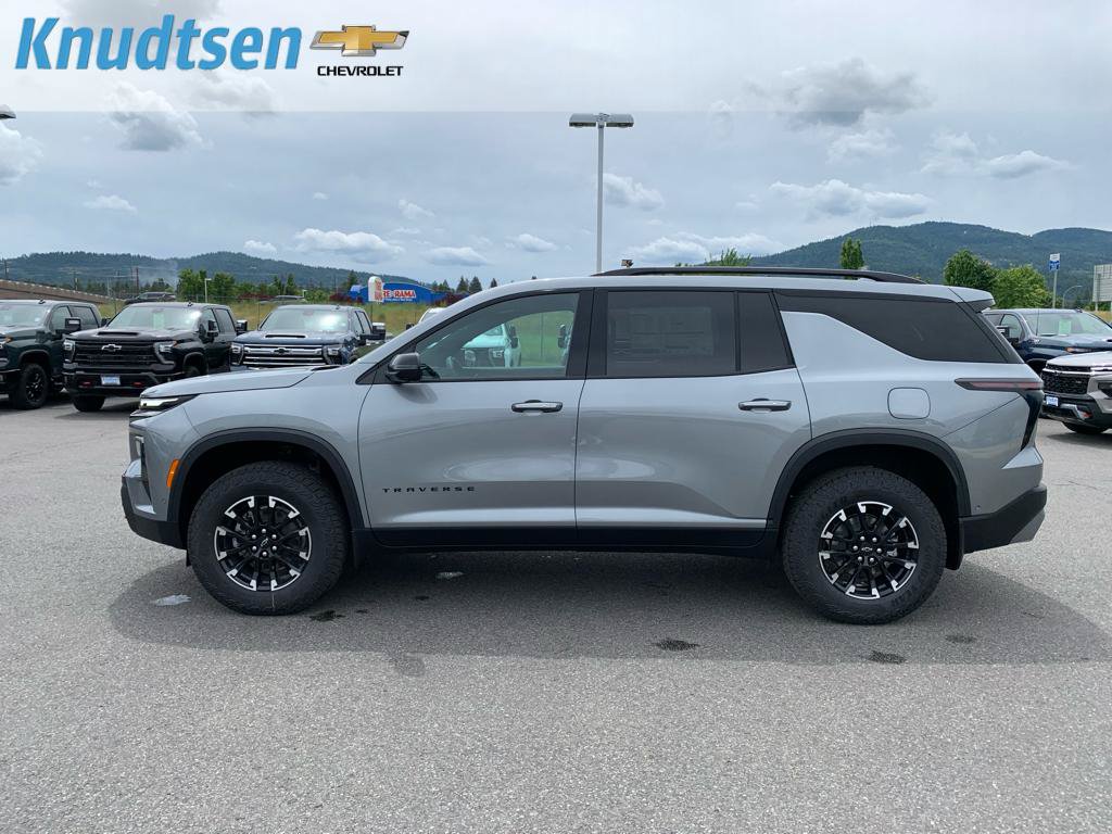 New 2026 Chevrolet Traverse Z71 w/ Enhanced Driving Package AWD/4WD image 4