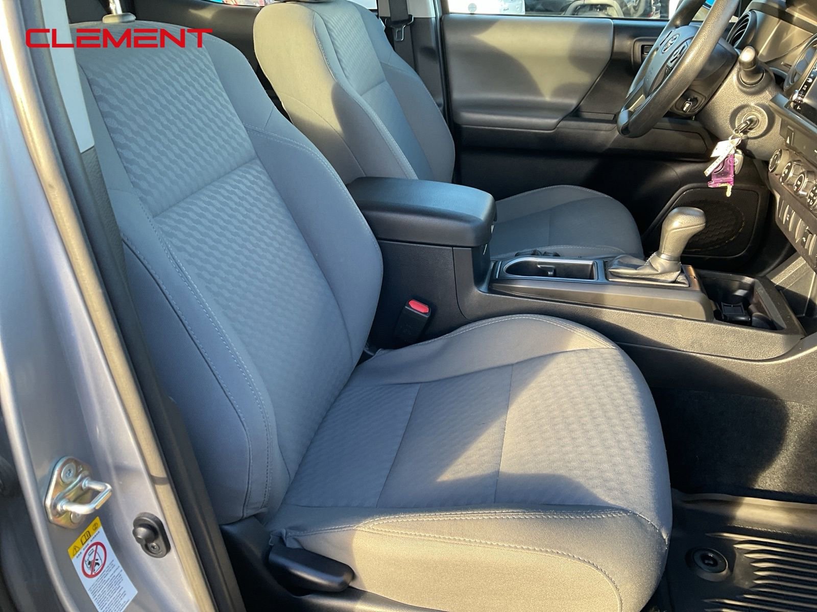 Used 2020 Toyota Tacoma SR image 29