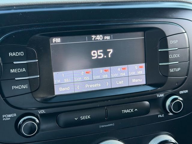 Used 2019 Kia Soul FWD image 22