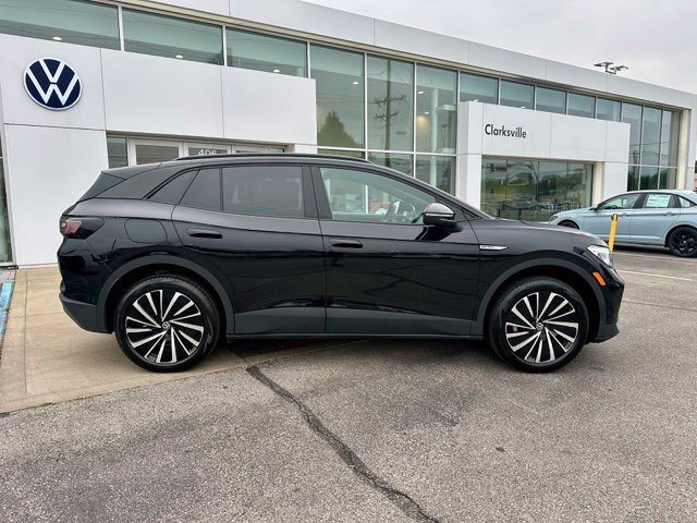 Used 2025 Volkswagen ID.4 Pro AWD/4WD image 8