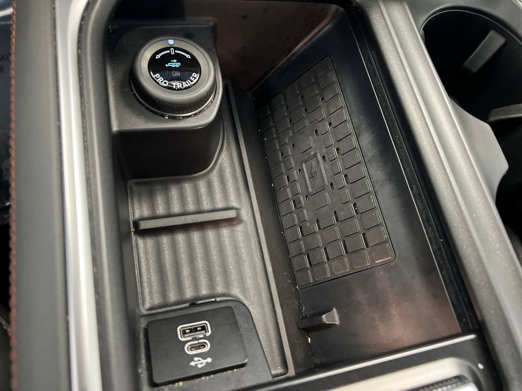 Used 2025 Ford Expedition Max Active image 62