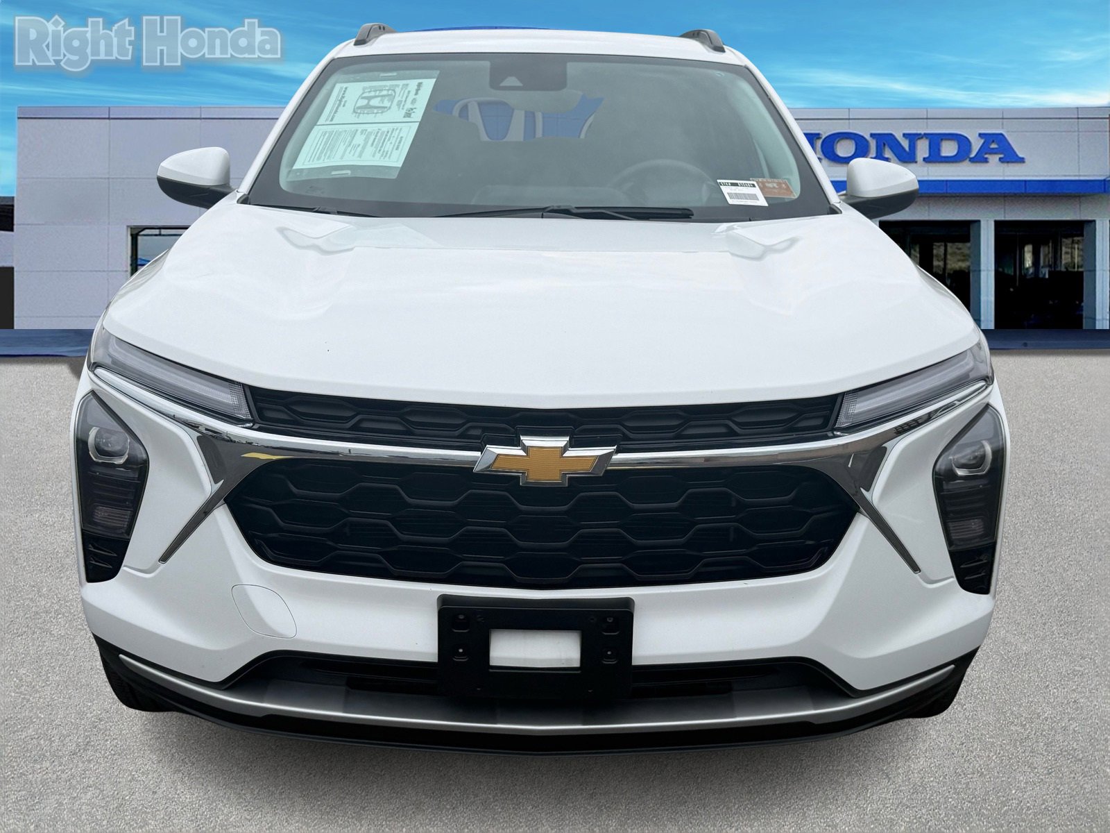Used 2025 Chevrolet Trax LT image 5