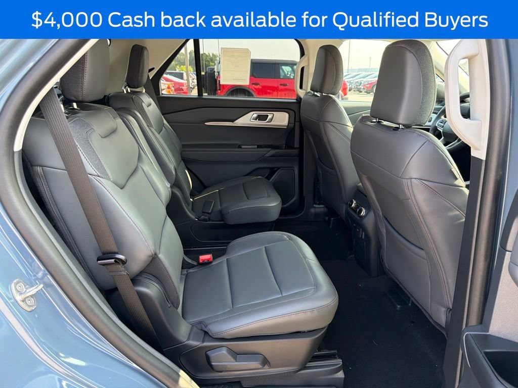 New 2026 Ford Explorer Active w/ Active Comfort Package AWD/4WD image 16