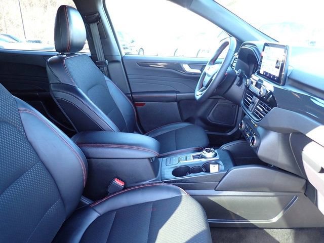 Certified 2025 Ford Escape ST-Line Select image 10