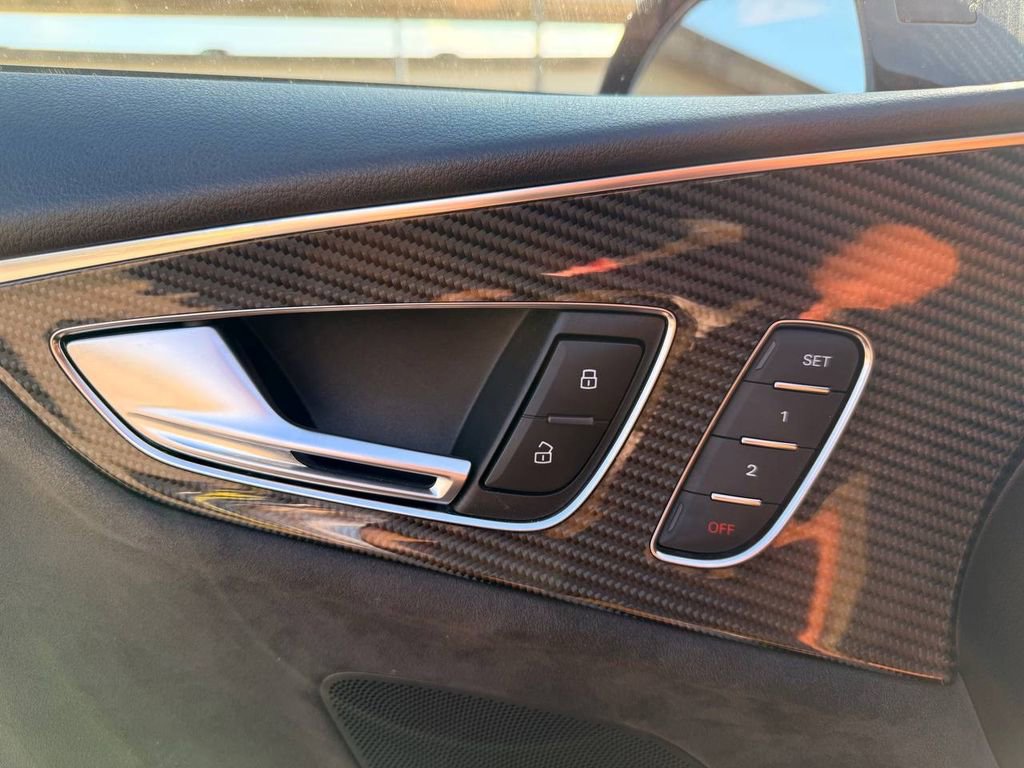 Used 2017 Audi RS 7 Performance w/ Driver Assistance Package image 19