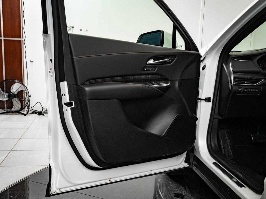 Used 2023 Cadillac XT4 Sport image 26