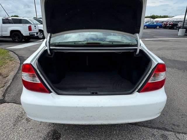 Used 2002 Toyota Camry XLE FWD image 38