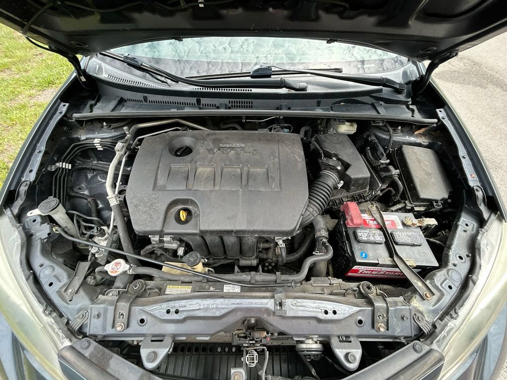 Used 2019 Toyota Corolla SE FWD image 30