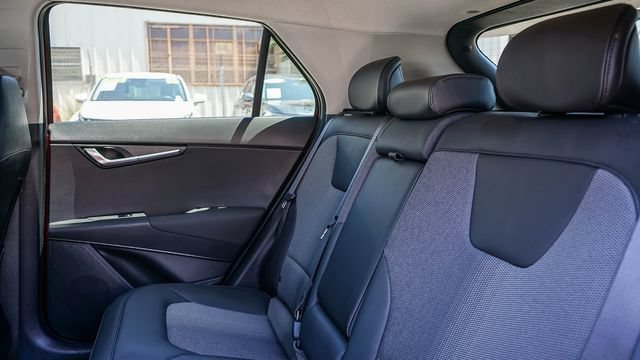 Certified 2025 Kia Niro EX FWD image 20