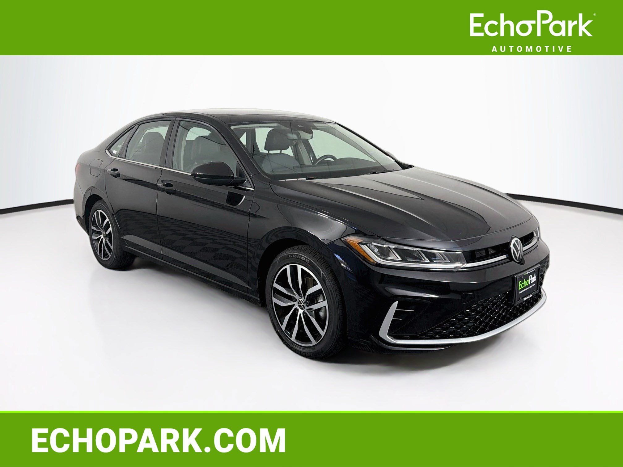 Used 2025 Volkswagen Jetta SE