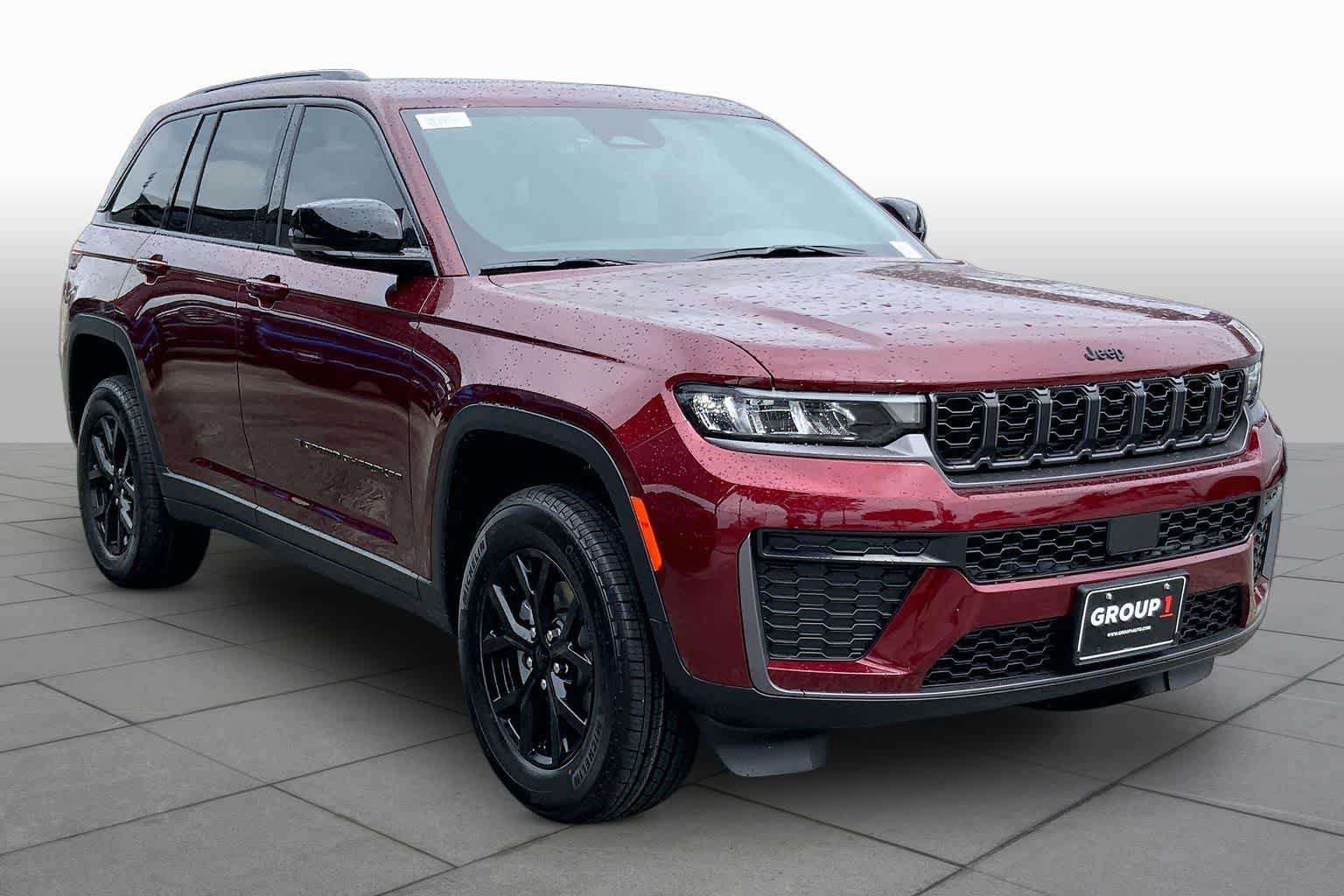 New 2026 Jeep Grand Cherokee Altitude RWD image 2