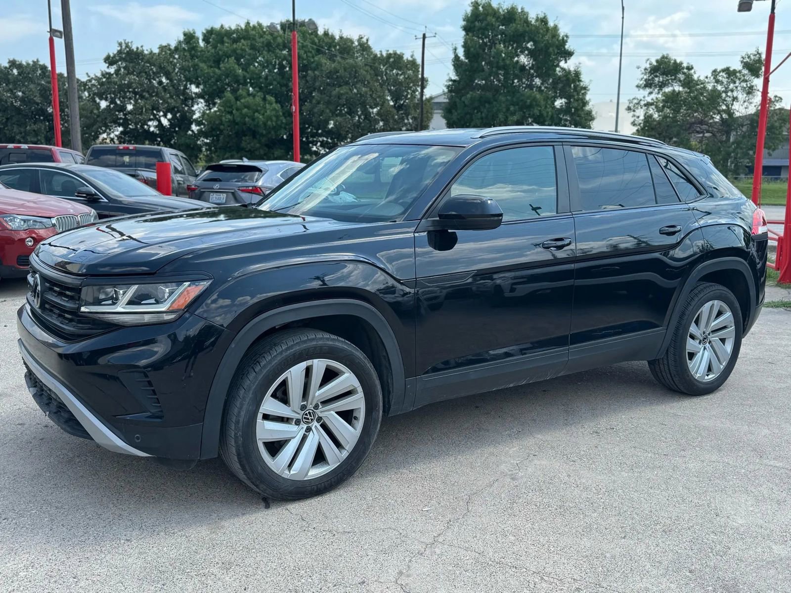 Used 2020 Volkswagen Atlas Cross Sport SE