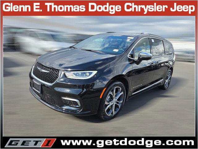 New 2026 Chrysler Pacifica Pinnacle w/ Trailer Tow Group image 3