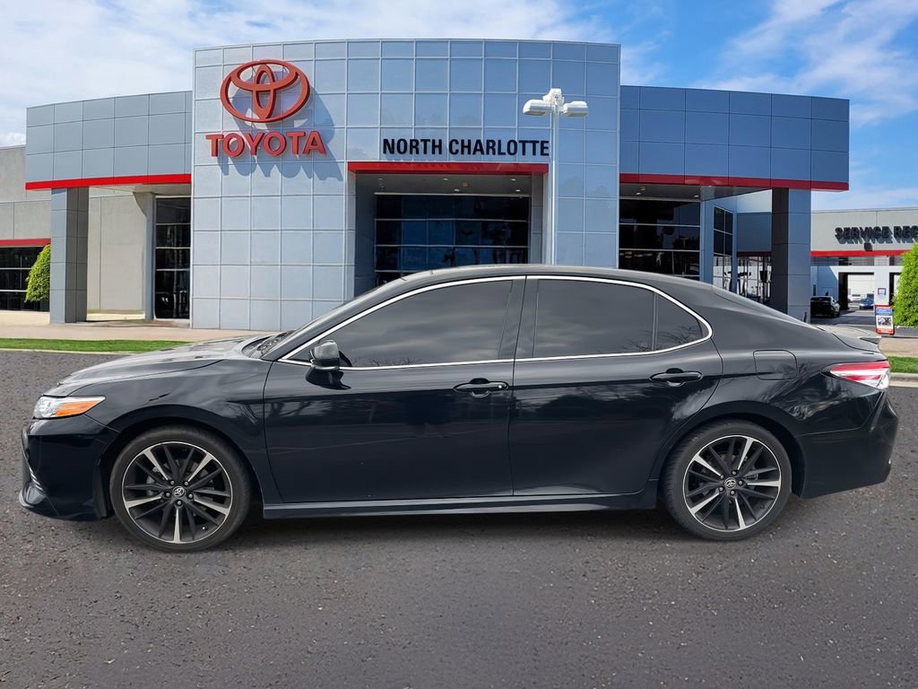 Used 2020 Toyota Camry XSE image 7