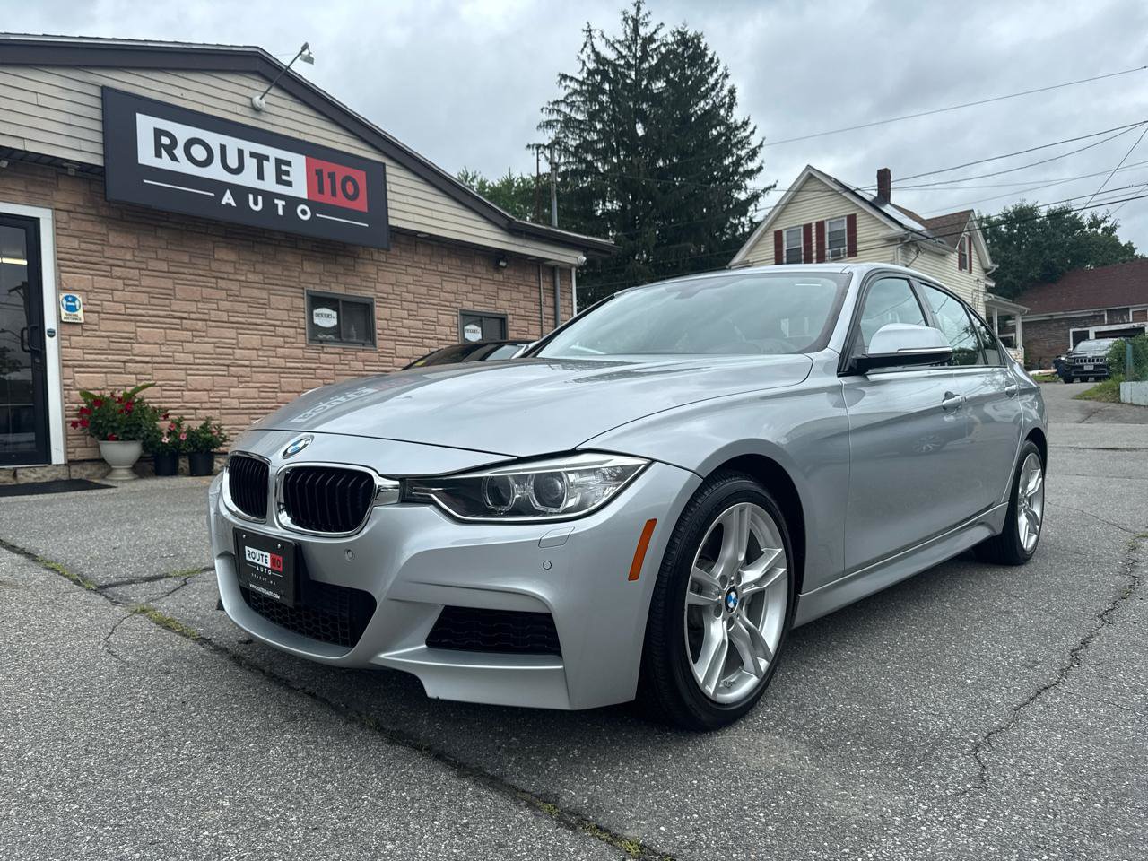 Used 2014 BMW 335i xDrive Sedan AWD/4WD image 1