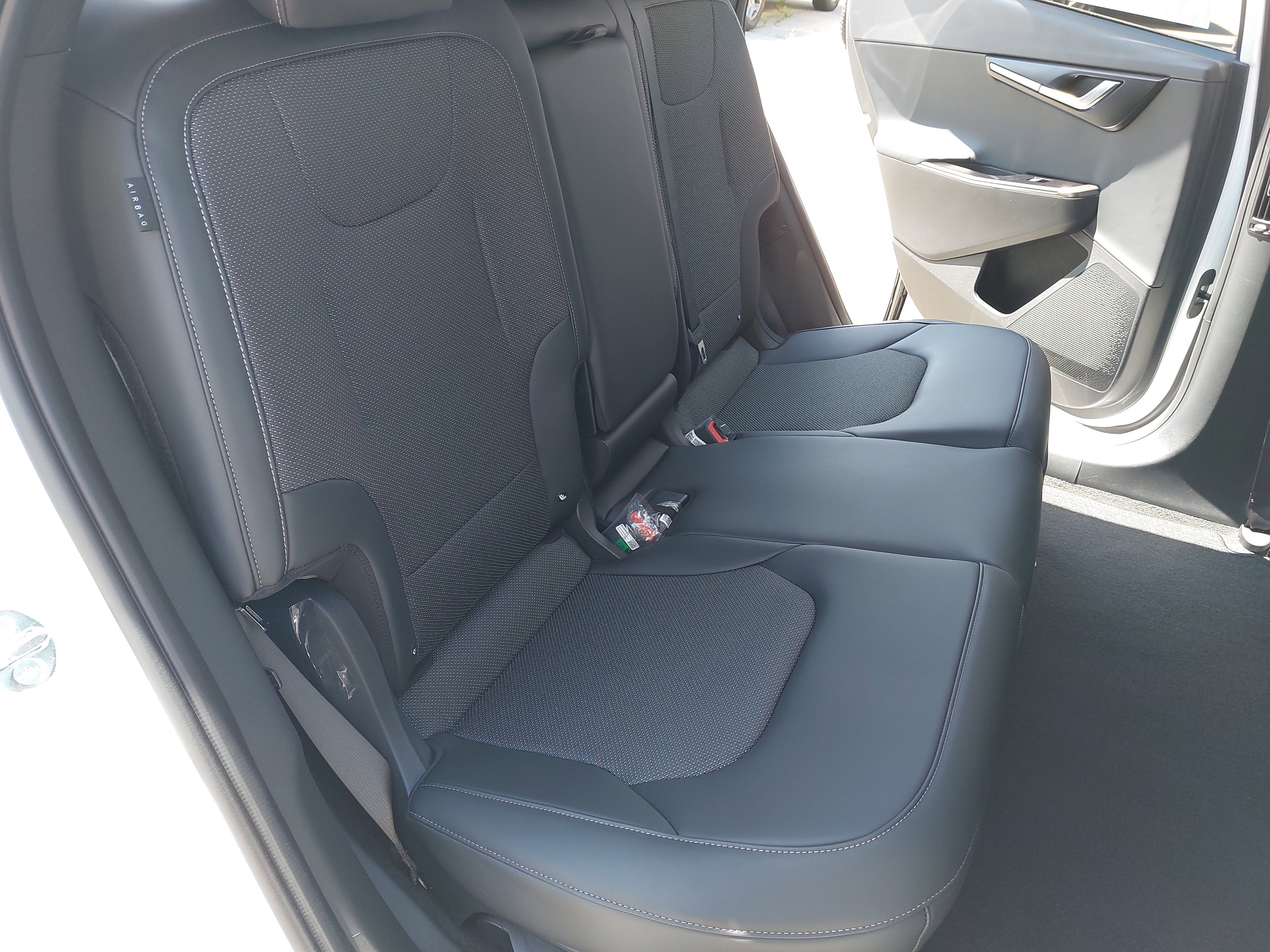 New 2025 Kia EV6 Light w/ Light LR Technology Package image 11