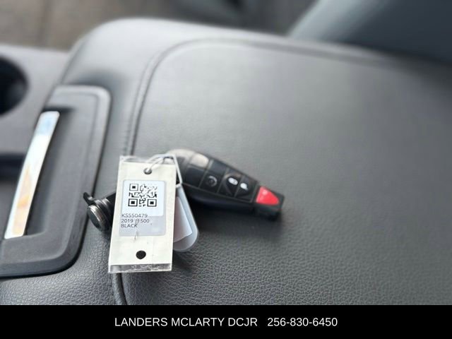 Used 2019 RAM 1500 Classic SLT w/ Luxury Group AWD/4WD image 24