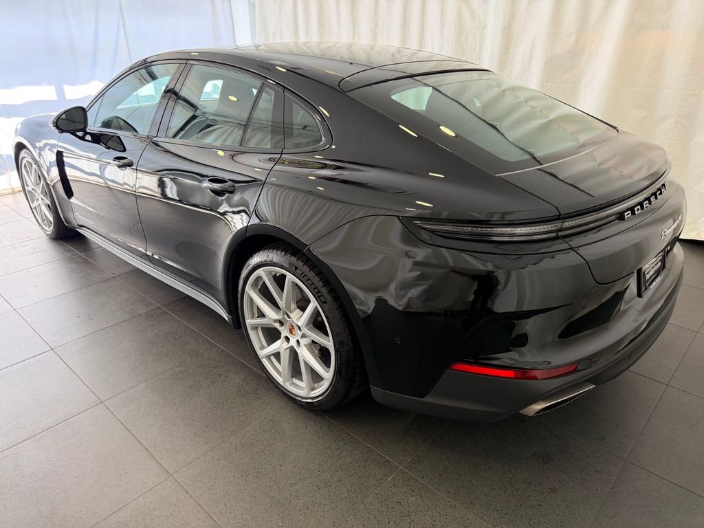 Certified 2025 Porsche Panamera 4 AWD/4WD image 3