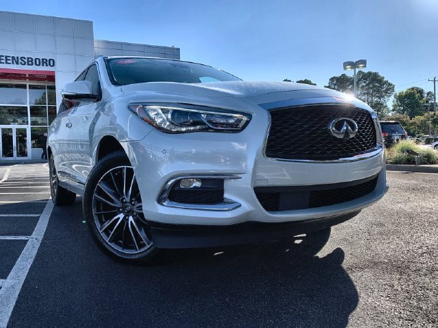 Used 2019 INFINITI QX60 Luxe w/ Essential Package AWD/4WD image 2