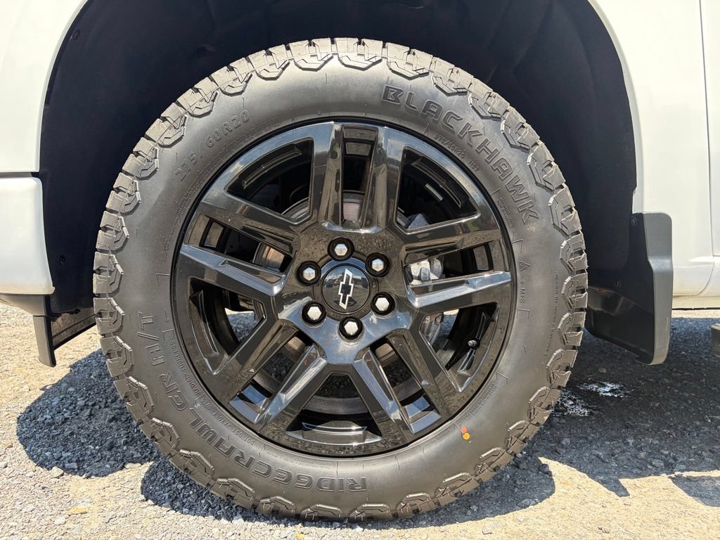 Used 2023 Chevrolet Silverado 1500 RST AWD/4WD image 14