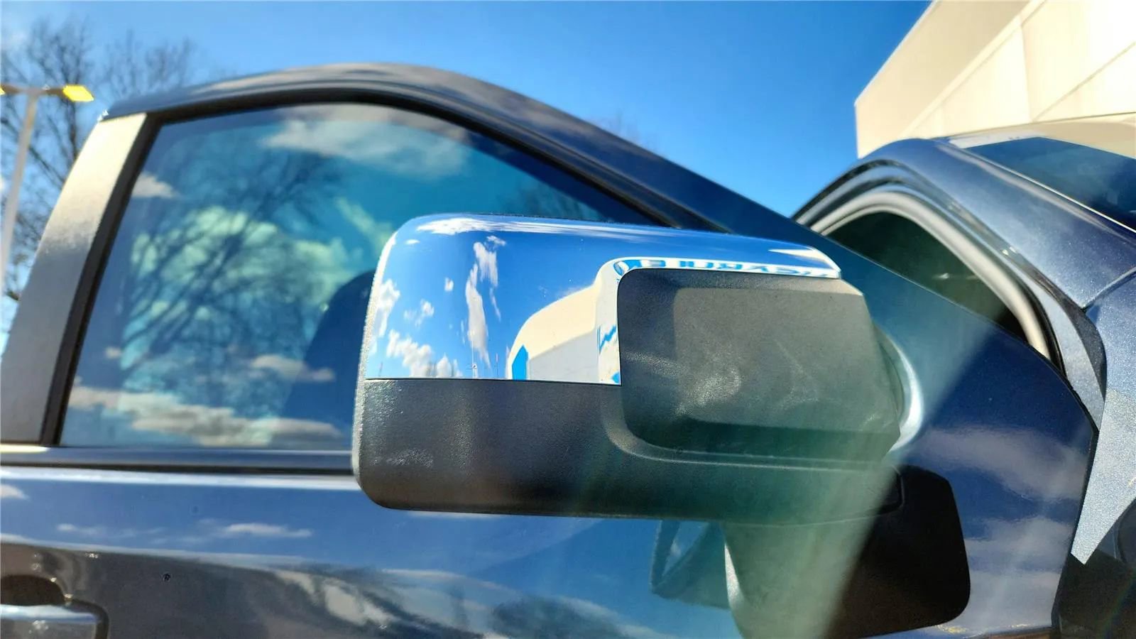 Used 2021 Chevrolet Silverado 1500 LT image 14