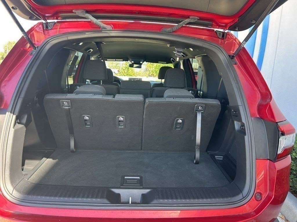 Used 2024 Honda Pilot Sport image 8