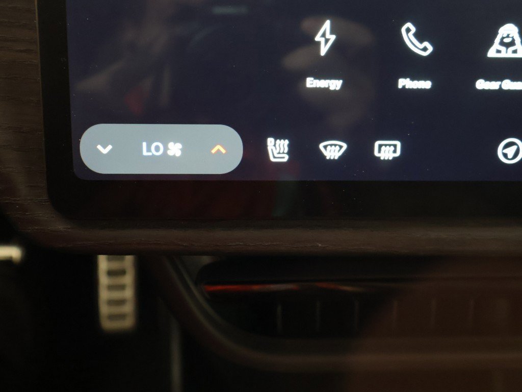 Used 2022 Rivian R1T Adventure image 48