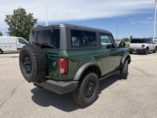 Certified 2022 Ford Bronco Black Diamond AWD/4WD image 9