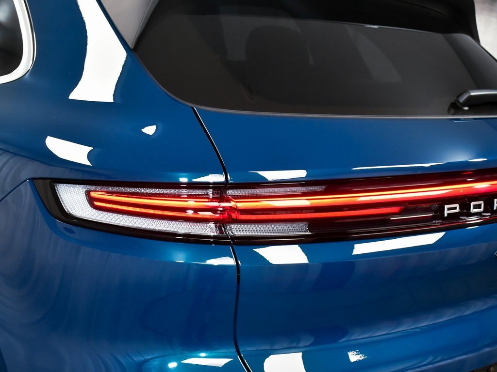 Used 2024 Porsche Cayenne S image 96